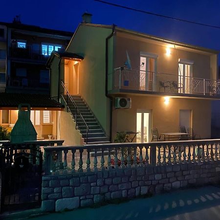Apartamento Lana 2 Senj  Habitación foto